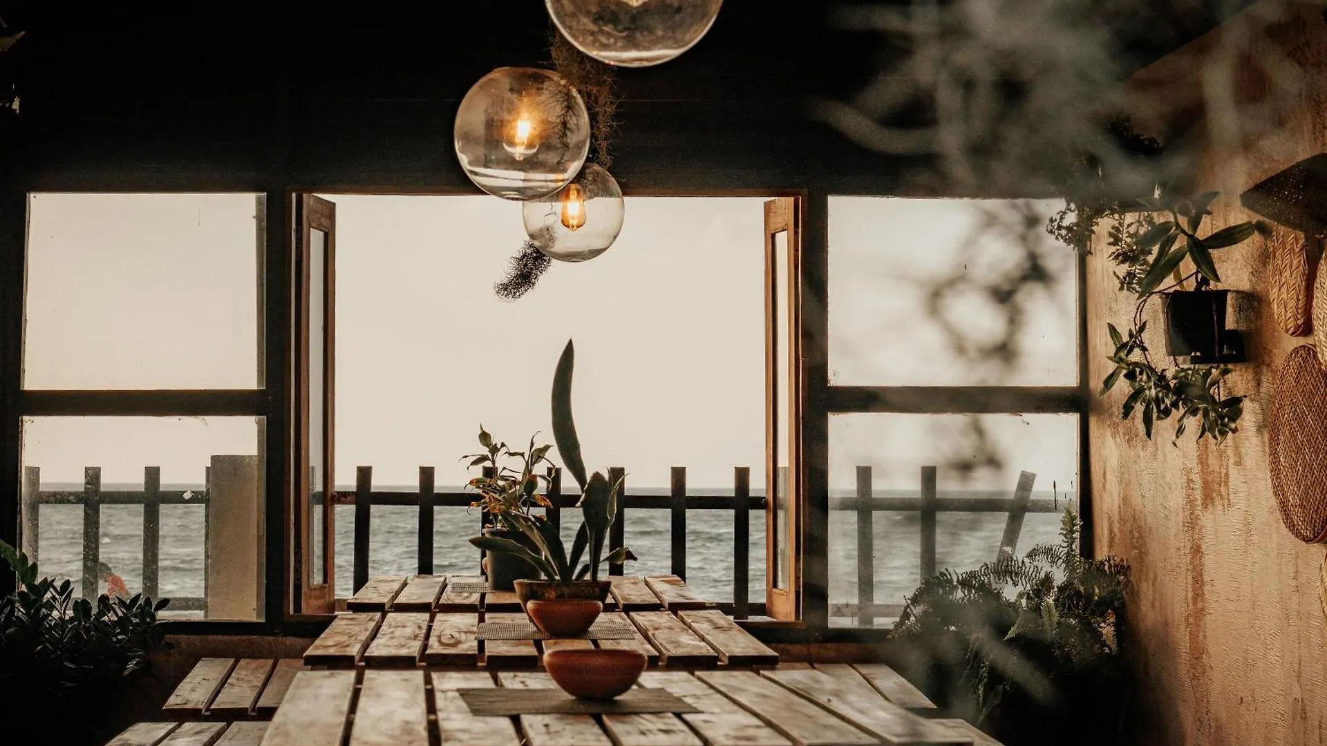 Гостевой дом Winston Sea Front Villa Негомбо