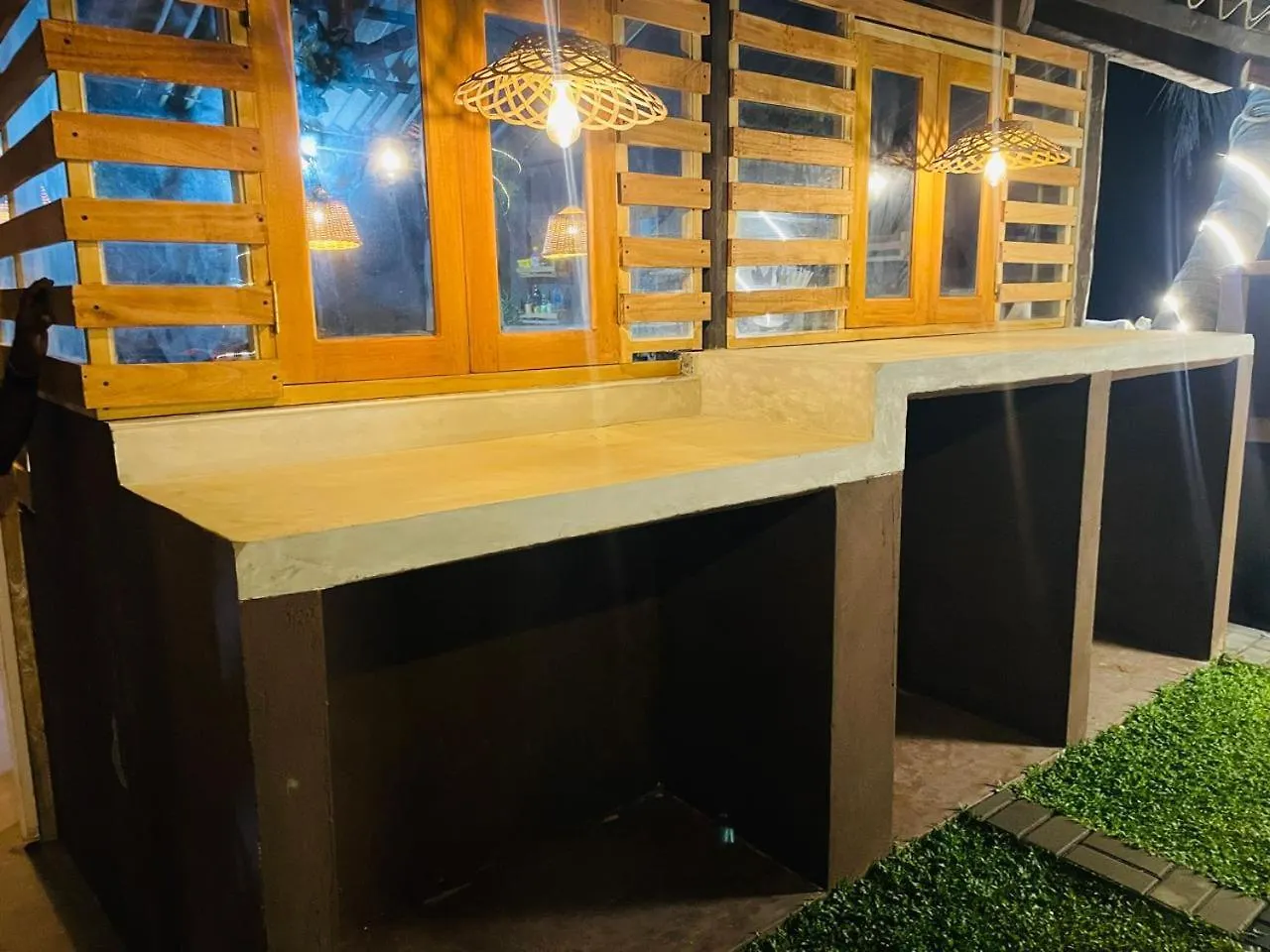 Гостевой дом Winston Sea Front Villa Негомбо